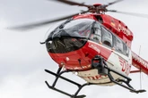 Biker bei Unfall an Wirbelsäule verletzt: Rettungshubschrauber im Einsatz