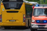 Pöbel-Trio verletzt Busfahrer in Treptow und besprüht ihn mit Reizstoff