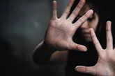 In ihrer Freizeit: Polizisten hören Hilferufe und stellen Vergewaltiger von Mädchen (14)