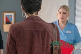 In aller Freundschaft: Miriam kann nicht fassen, wer da plötzlich vor ihr steht!