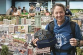 Miniatur Wunderland-Chef mit großen Plänen: Von Modelleisenbahn in die Musikcharts
