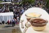 Süßer Trend erobert Köln: "Pudding mit Gabel essen" auf der Uniwiese