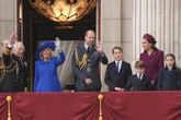 Zugeklebte Mülltonnen und Warnschilder: Die Royals kämpfen gegen eine "schreckliche Belastung"