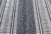 Hitze verzieht Schienen: Deutsche Bahn sperrt Zugstrecken in Bayern
