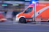 Benzin setzt bei Unfall Biker in Brand: Lebensgefahr!