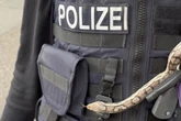 Von Halter ausgesetzt? Spaziergänger macht exotische Entdeckung im Gebüsch