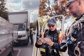 Wegen Hygienemängeln: Polizei zieht Eiswagen aus dem Verkehr