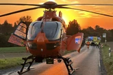 Mercedes-Fahrer rammt Biker in Lebensgefahr