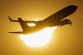 Fünf Menschen vermisst: Boeing 737 plötzlich vom Radar verschwunden