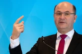 "Das Beste, was wir im Moment tun können": Bayern gibt mehr Geld aus als je zuvor