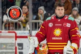 Schock für die Eispiraten Crimmitschau! NHL-Klub zieht Neuzugang Quapp in die USA ab