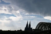 Schauer und Gewitter im Anmarsch: War&#039;s das schon wieder mit dem Sommerwetter in NRW?