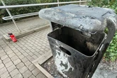 Trio nutzt Mülleimer und Einkaufswagen als Hähnchen-Grill