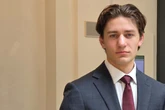 Täter hatte US-Bürger John Rudat die Nase aufgeschlitzt: Drei Jahre Haft für Attacke in Linie 7