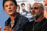 Gaza-Demo am Brandenburger Tor: Sahra Wagenknecht mit Rapper Massiv am Start
