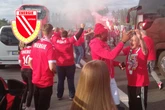 Cottbuser Aufstiegsparty live - Fans fordern: "Pele hol' das Freibier raus"