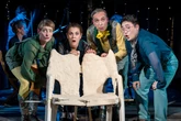 Dilettanten auf dem Thron: Serkowitzer Volksoper begeistert mit "Die Prinzenrolle"