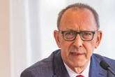 Nationalflaggen vor Sachsens Schulen? AfD kündigt Antrag an