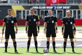 Deutschland gegen Elfenbeinküste live: Dieser Schiedsrichter pfeift heute die Partie, DFB-Team angekommen