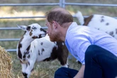 Autsch! Ziege tritt Prinz Harry in die Weichteile
