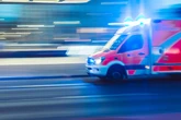 Fass fängt plötzlich Feuer: Junge (10) lebensbedrohlich verletzt