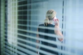 Frau bekommt mysteriöse Nachricht: Einen Tag später folgt das böse Erwachen
