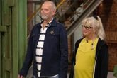 Debakel bei "Bares für Rares": Erst demoliert Experte das Objekt, dann bricht Ehepaar ab!
