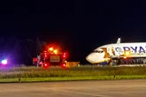 Notlandung wegen Turbulenzen: Passagiere knallen an Decke, Kleinkind in Klinik