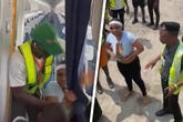 Handy-Streit eskaliert: Frau schlägt Stewardess und wird brutal aus Flugzeug gezerrt