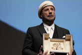 "Größer als ein Oscar": John Travolta erhält in Cannes die Goldene Ehrenpalme