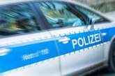 Wilde Verfolgungsjagd im Erzgebirge: Motorradfahrer flieht durch Wald