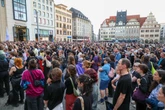 Für mehr Zusammenhalt: Hunderte Leipziger setzen Zeichen nach Anschlag beim Berliner CSD