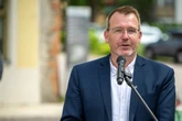 Vorm ersten Arbeitstag: Nazi-Ärger für neuen Landrat