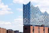 "Elphi" umstrittener als Trumps vergoldetes Ballhaus