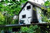 Erneut "Lost Place" in Südhessen in Flammen: Polizei sucht Zeugen
