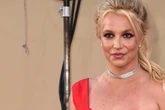 Zigaretten-Zoff über den Wolken: Britney Spears muss sich den Behörden stellen