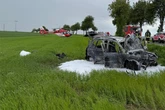Aufmerksamer Autofahrer rettet Frau und Kind aus brennendem Wagen
