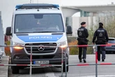 Fauler Apfel bei Selenskyj-Besuch: Wieder Ekel-Essen für Berliner Polizei
