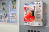 Zigarettenautomat in Cotta gesprengt, dann fällt plötzlich der Strom aus
