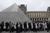 Louvre dicht: Raubüberfall auf weltberühmtes Kunstmuseum!