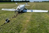 Kleinflugzeug überschlägt sich, Pilot hat Schutzengel mit im Cockpit
