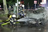 Während der Fahrt: Mercedes fängt plötzlich Feuer