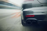 BMW-Fahrer liefern sich illegales Autorennen auf A61: Polizei sucht Zeugen