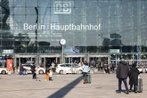 Taxi raus, Bäume rein! Hauptbahnhof wird grün statt gelb