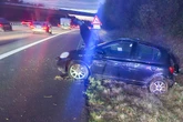 Auto überschlägt sich auf A8: Autobahn muss kurzzeitig voll gesperrt werden