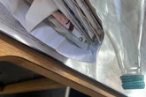 Über ein Jahr im Wasser: Schiffscrew findet Flaschenpost und entdeckt Botschaften
