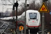 Stundenlange Störung: Schaden an Oberleitung sorgt für Bahn-Chaos