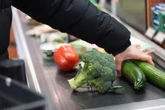 Leipziger Forscher zeigen: So verändern Preissteigerungen und Inflation unser Einkaufsverhalten