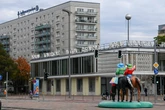 Schüsse auf der Karl-Marx-Allee: 35-Jähriger verletzt, Täter flüchtig