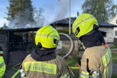 Carport-Brand greift in Mahlsdorf auf Wohnhaus über